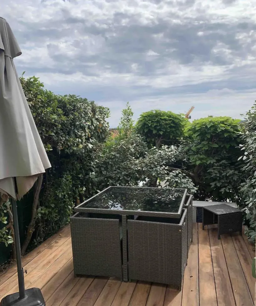 Petite Maison Dans Residence Avec Piscine Cogolin 0*,  France